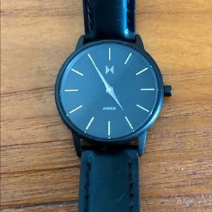 MVMT Avenue Watch